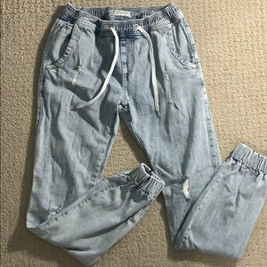 Elastic waistband jeans